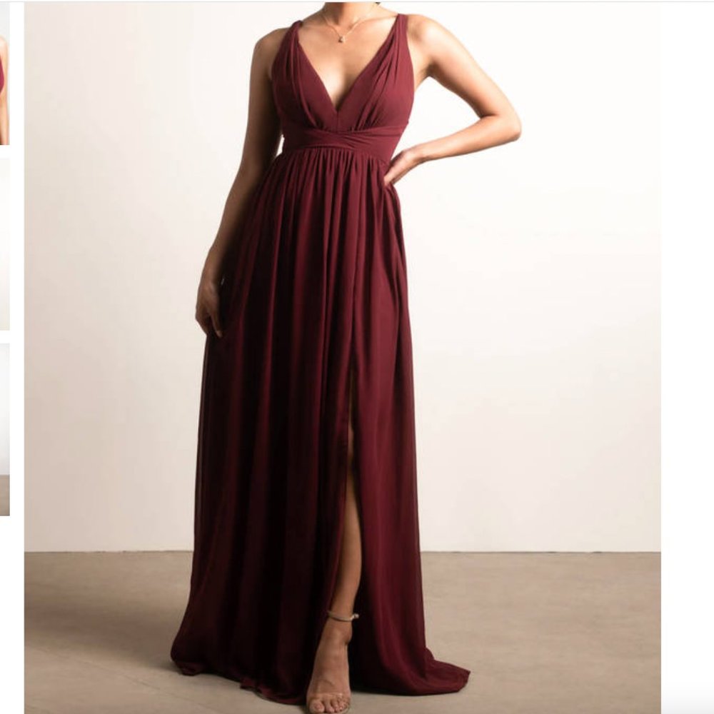 Tobi BURGUNDY TWIST SLIT MAXI DRESS